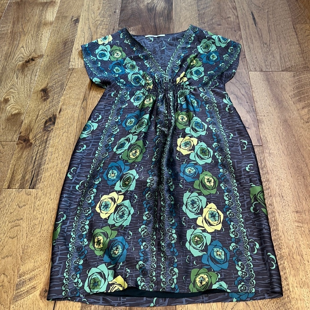 Mint Woman’s Grey Floral Dress Size 8